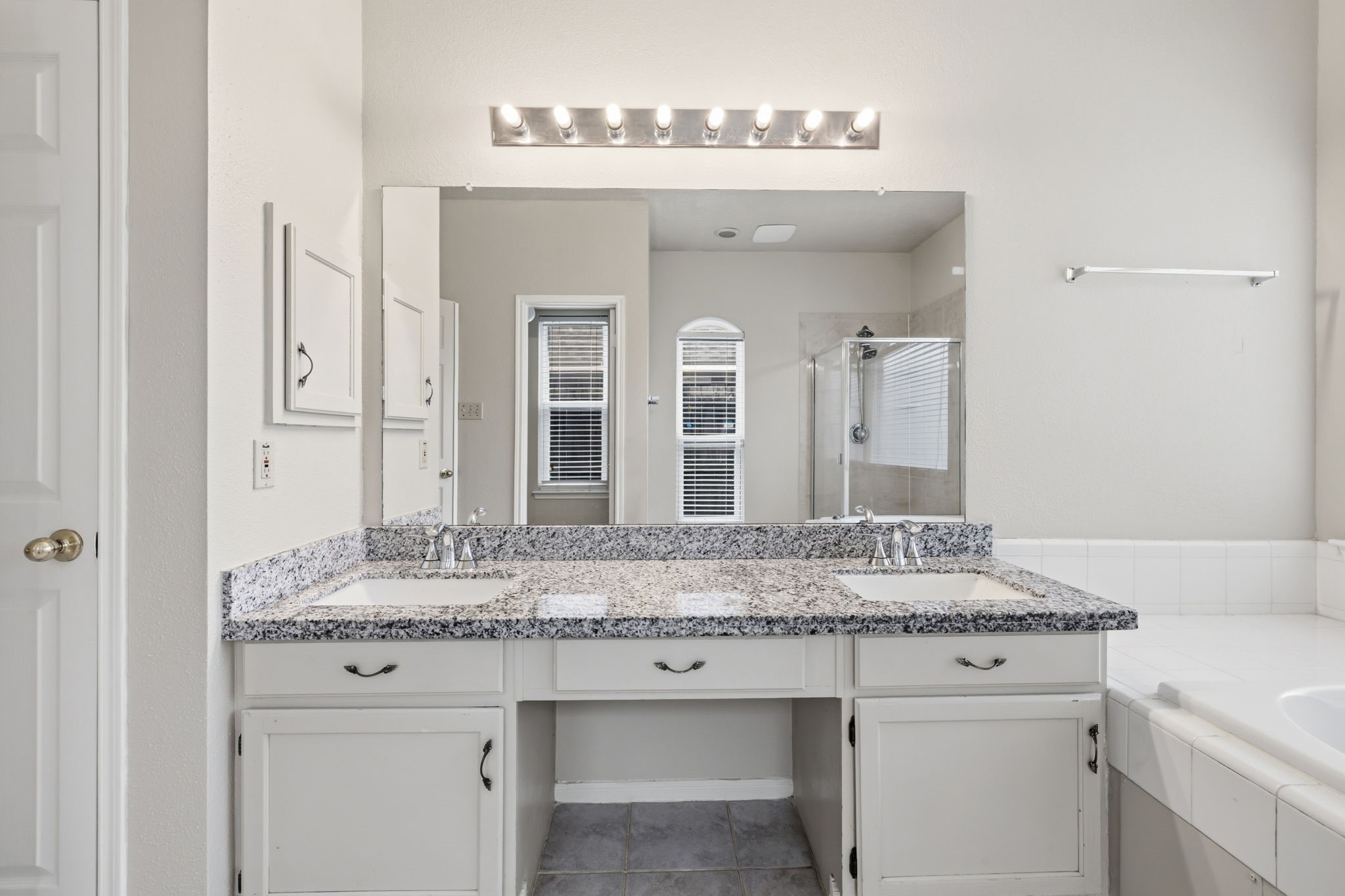 14415 Autumn Canyon Trace Property Photo 21