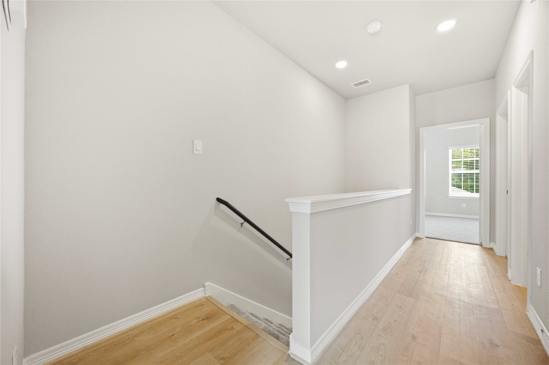 6403 Paris Street Property Photo 10