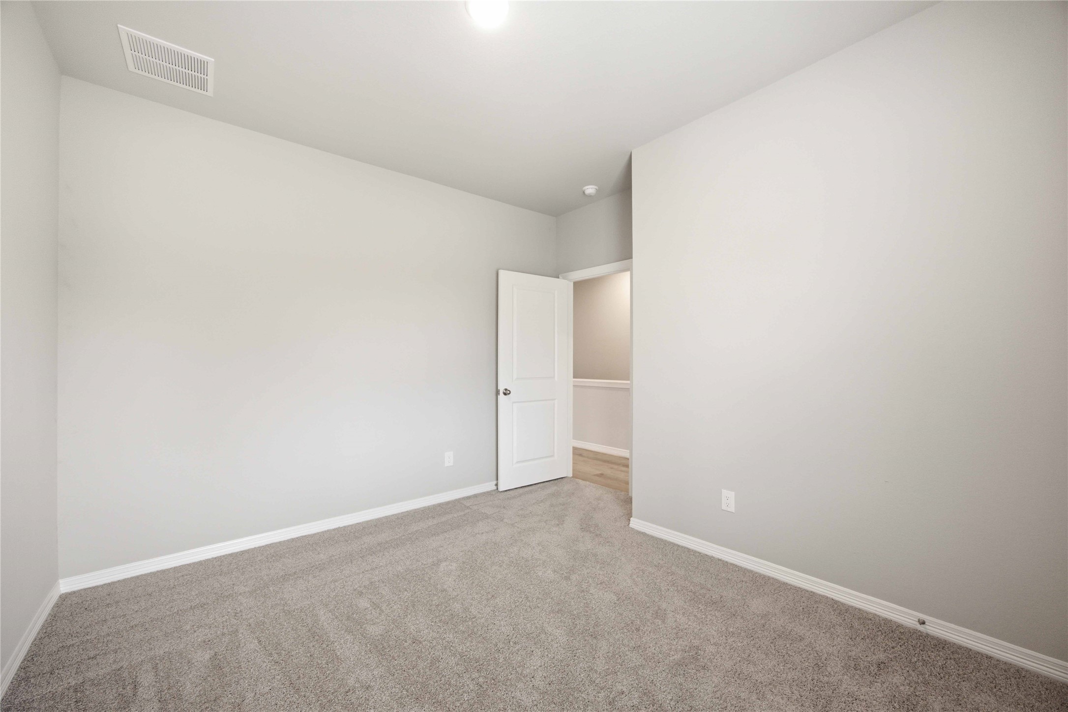 6403 Paris Street Property Photo 15