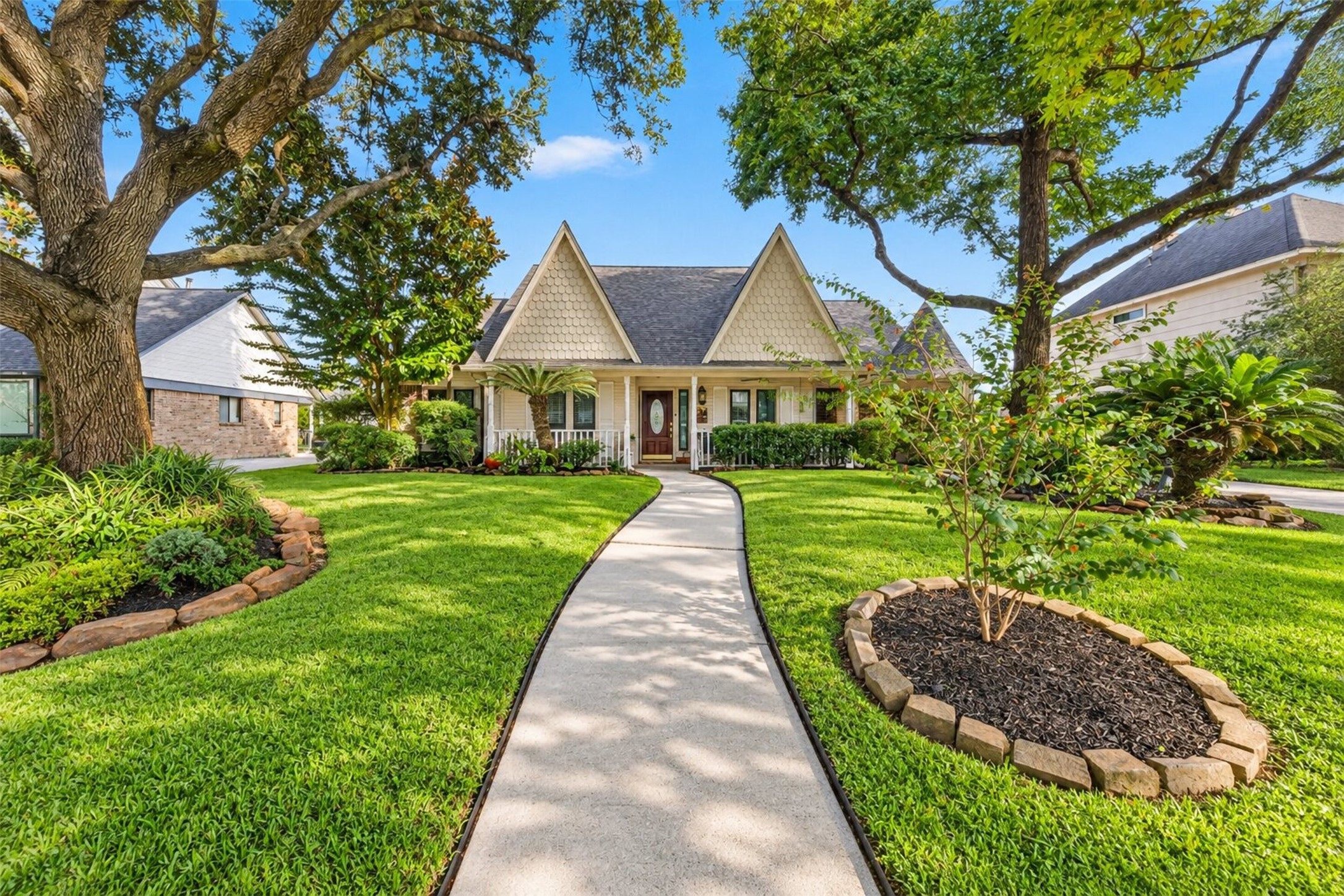 21014 Harvest Hill Lane Property Photo 1