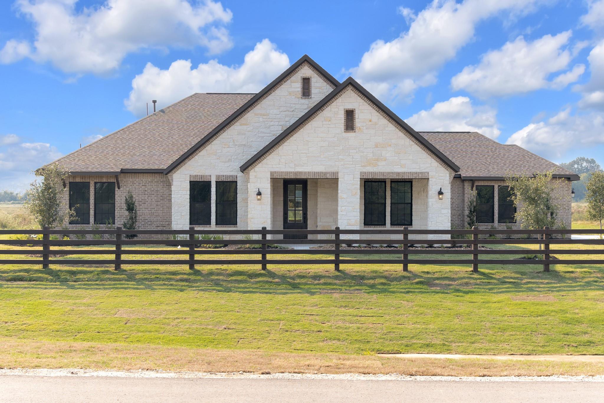 301 Seguin Drive, New Waverly Tx 77358 Property Photo 1