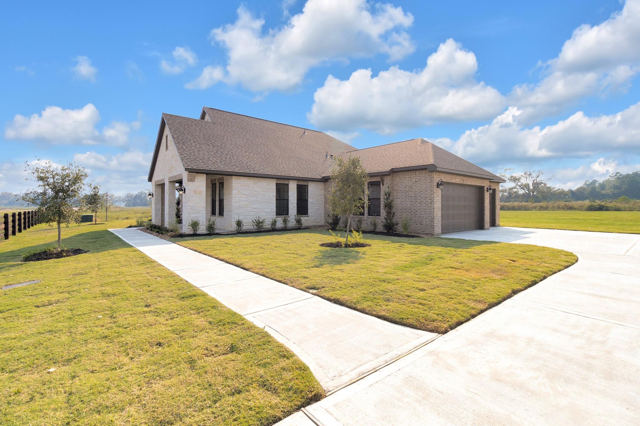 301 Seguin Drive, New Waverly Tx 77358 Property Photo 4