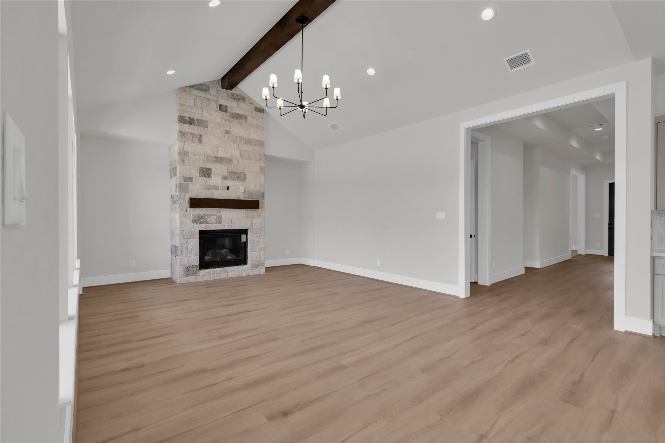 301 Seguin Drive Property Photo 12