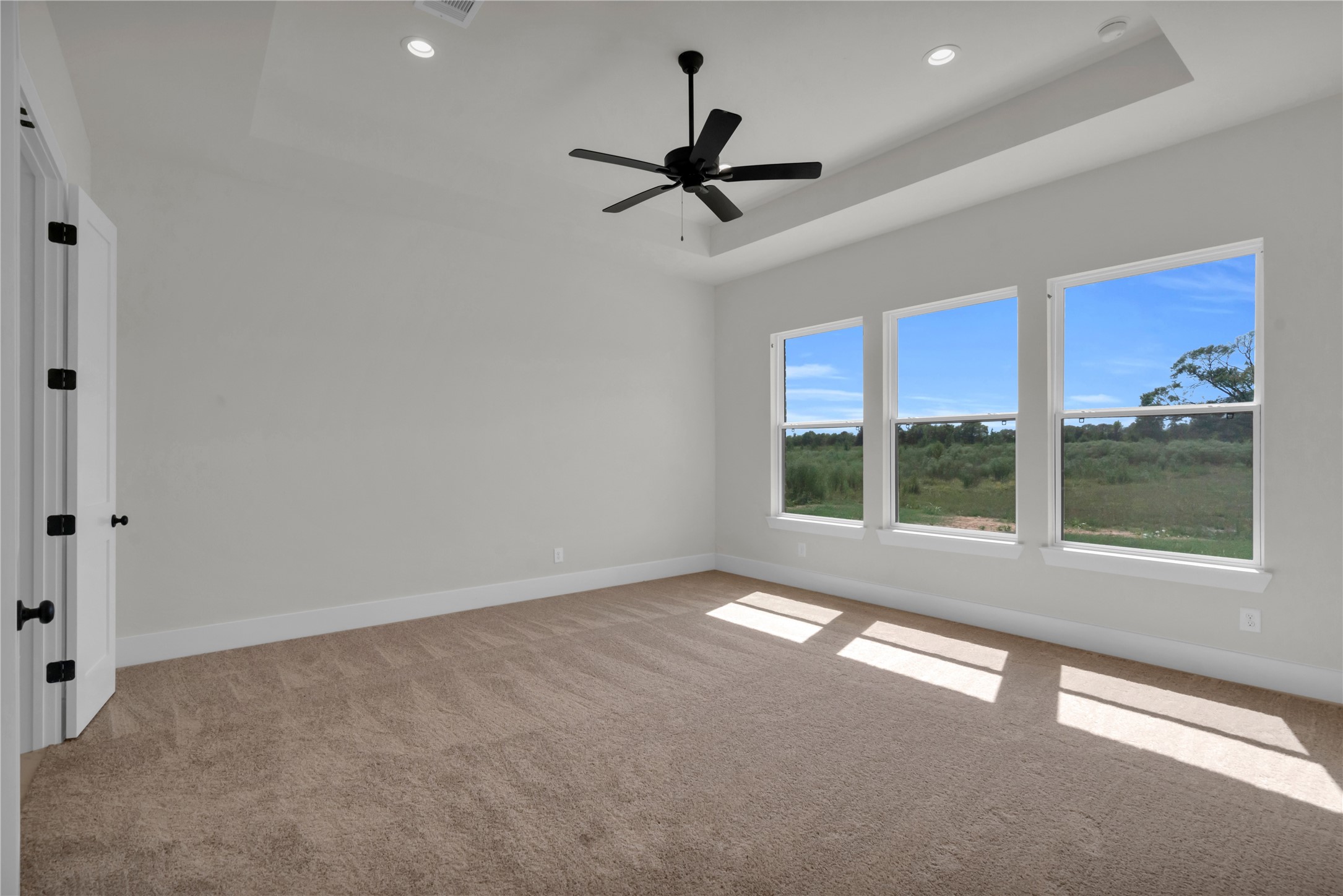 301 Seguin Drive Property Photo 18