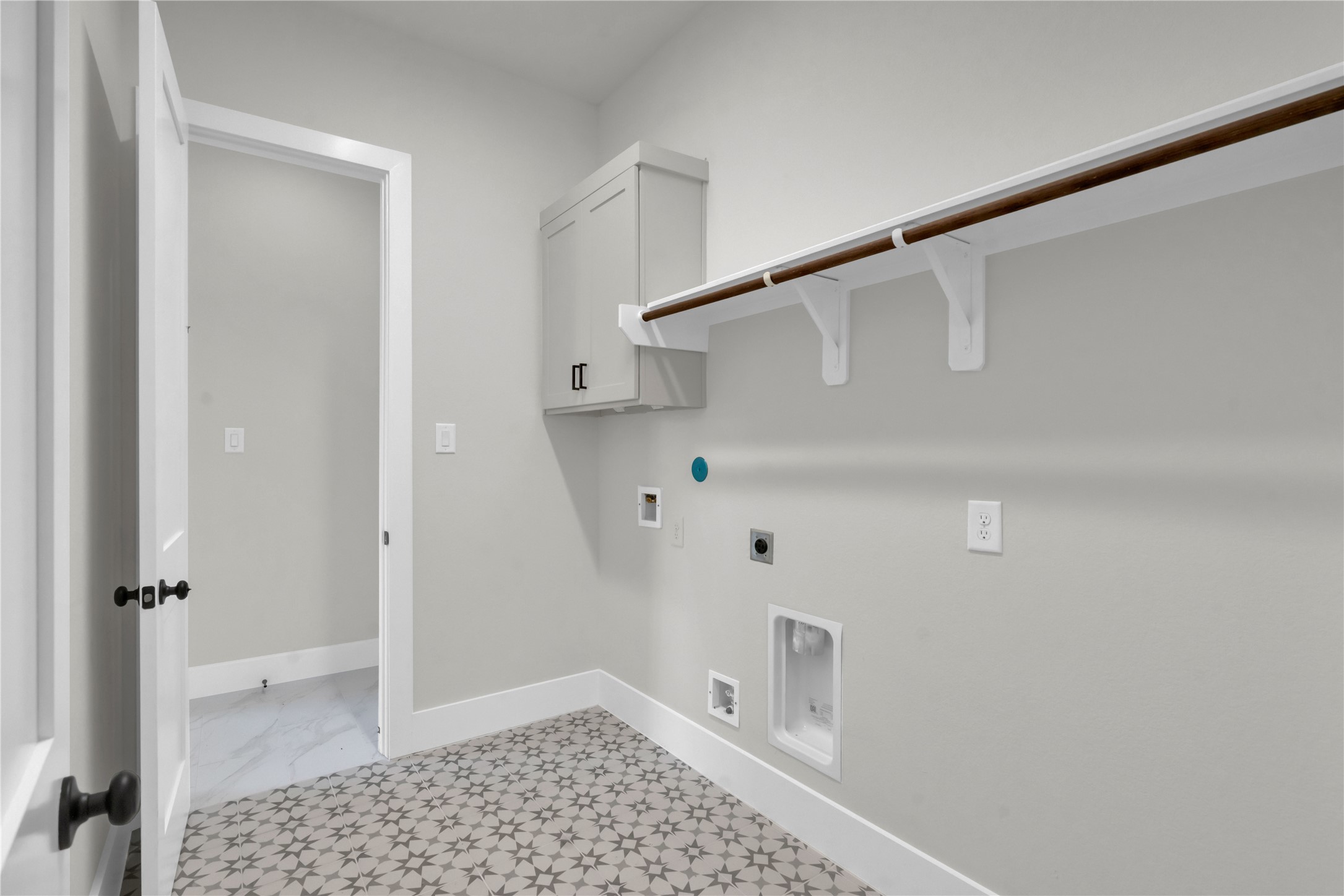 301 Seguin Drive Property Photo 34