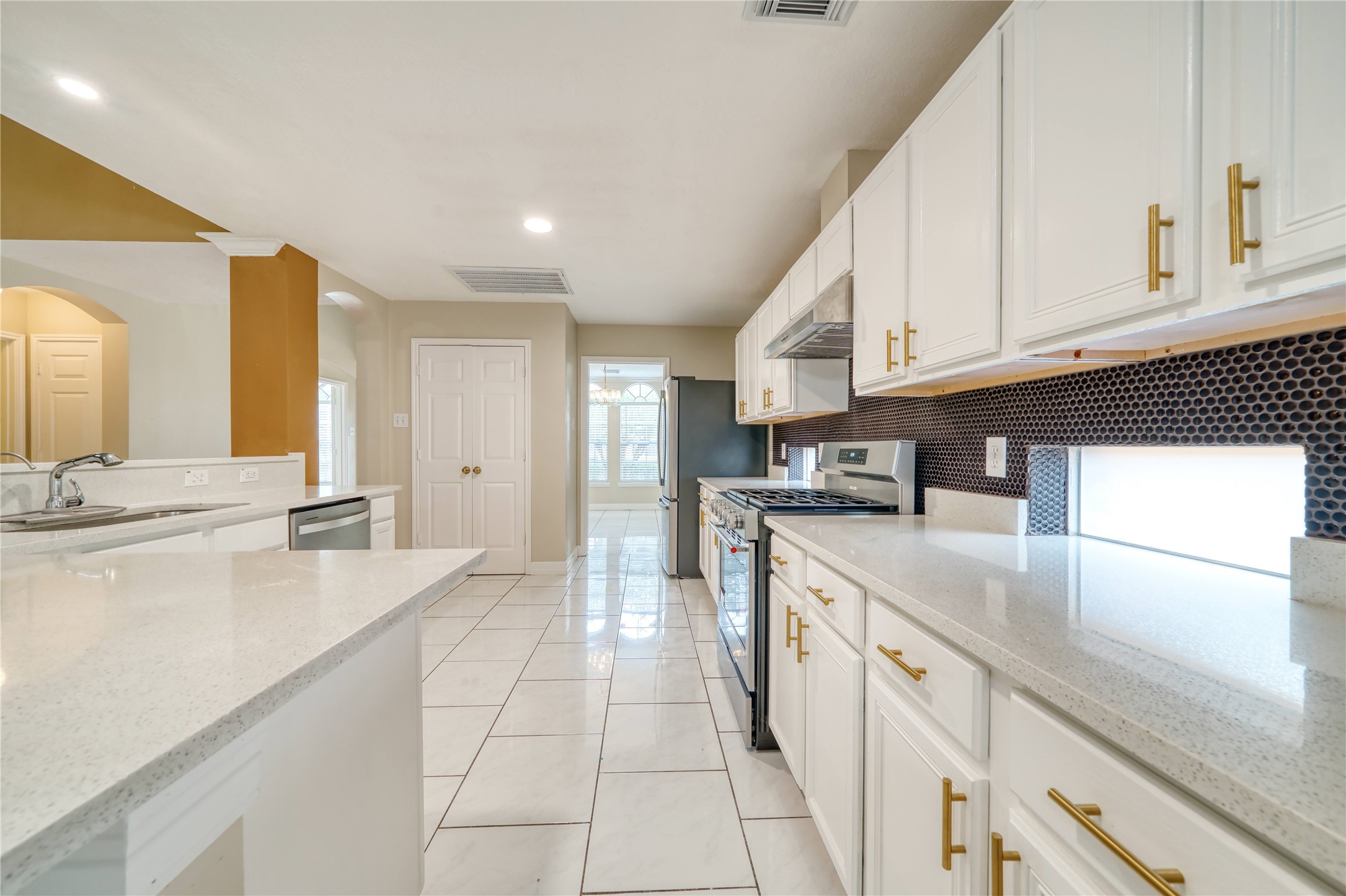 8942 Norham Drive Property Photo 18