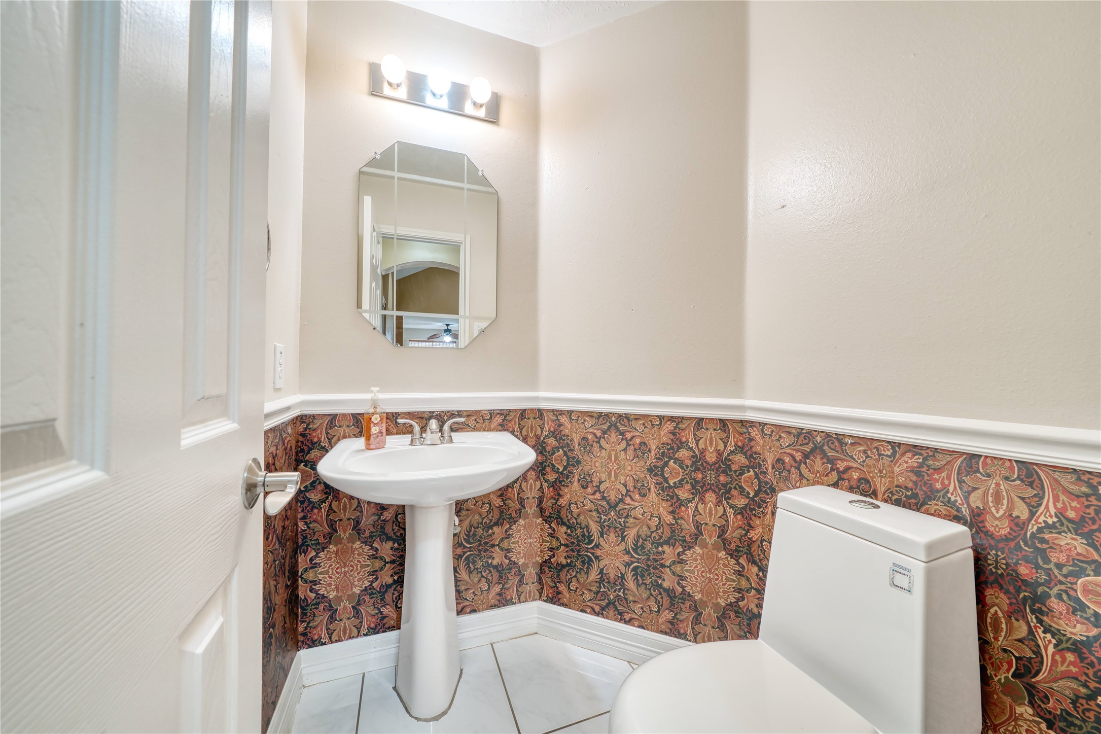 8942 Norham Drive Property Photo 22