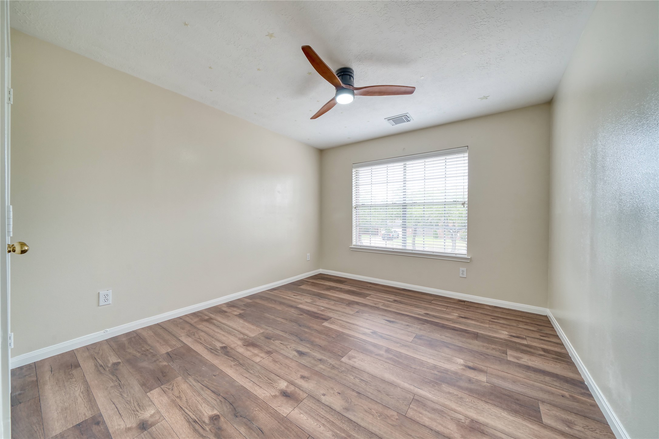 8942 Norham Drive Property Photo 35