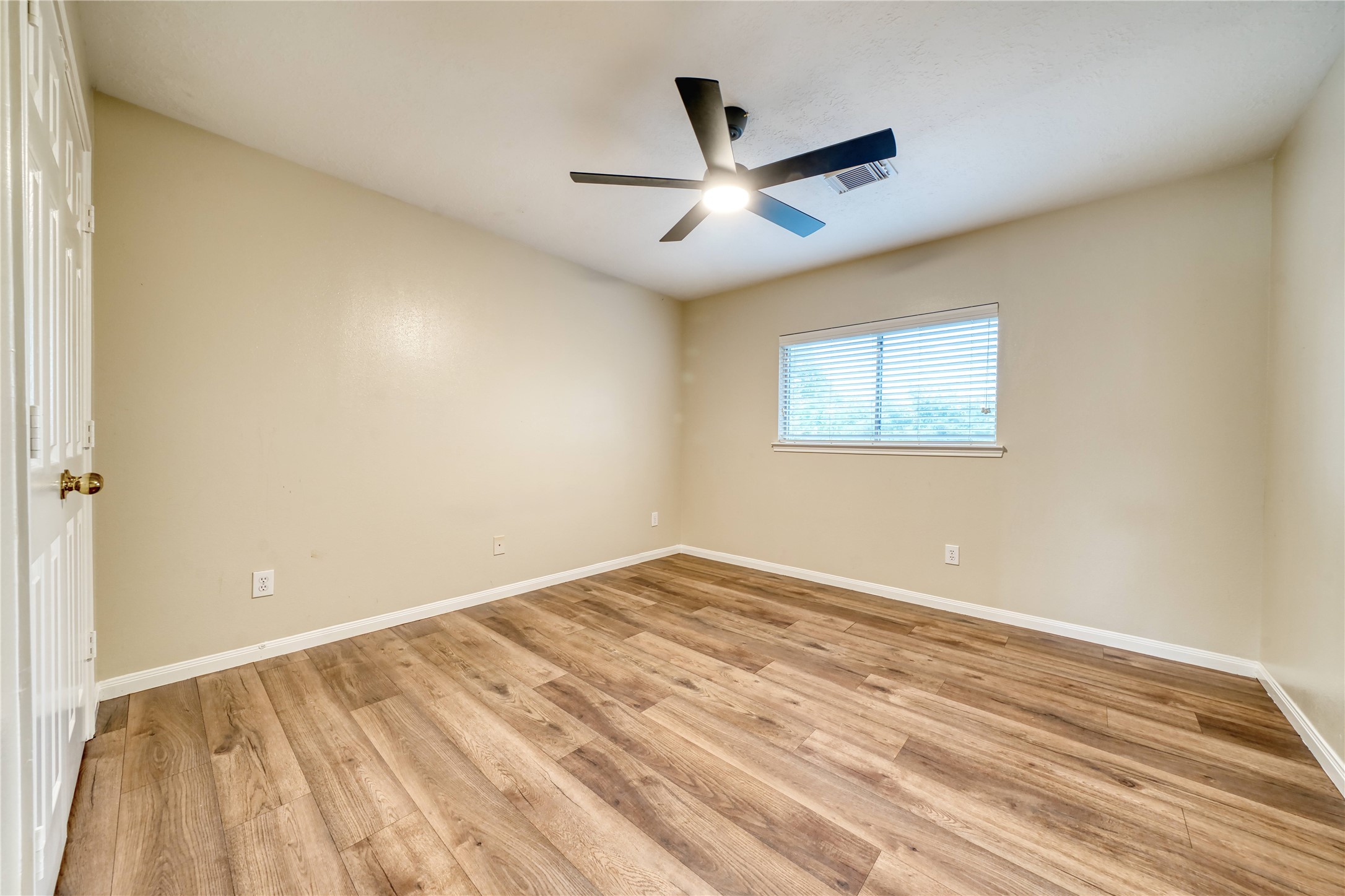 8942 Norham Drive Property Photo 40