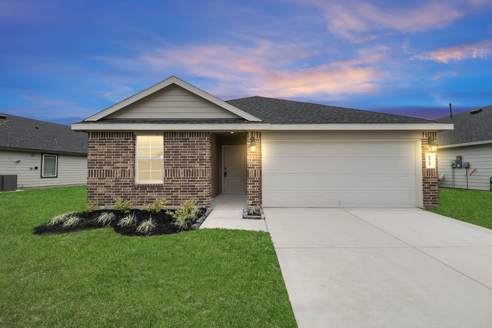 8914 Century Plant Lane Property Photo 1
