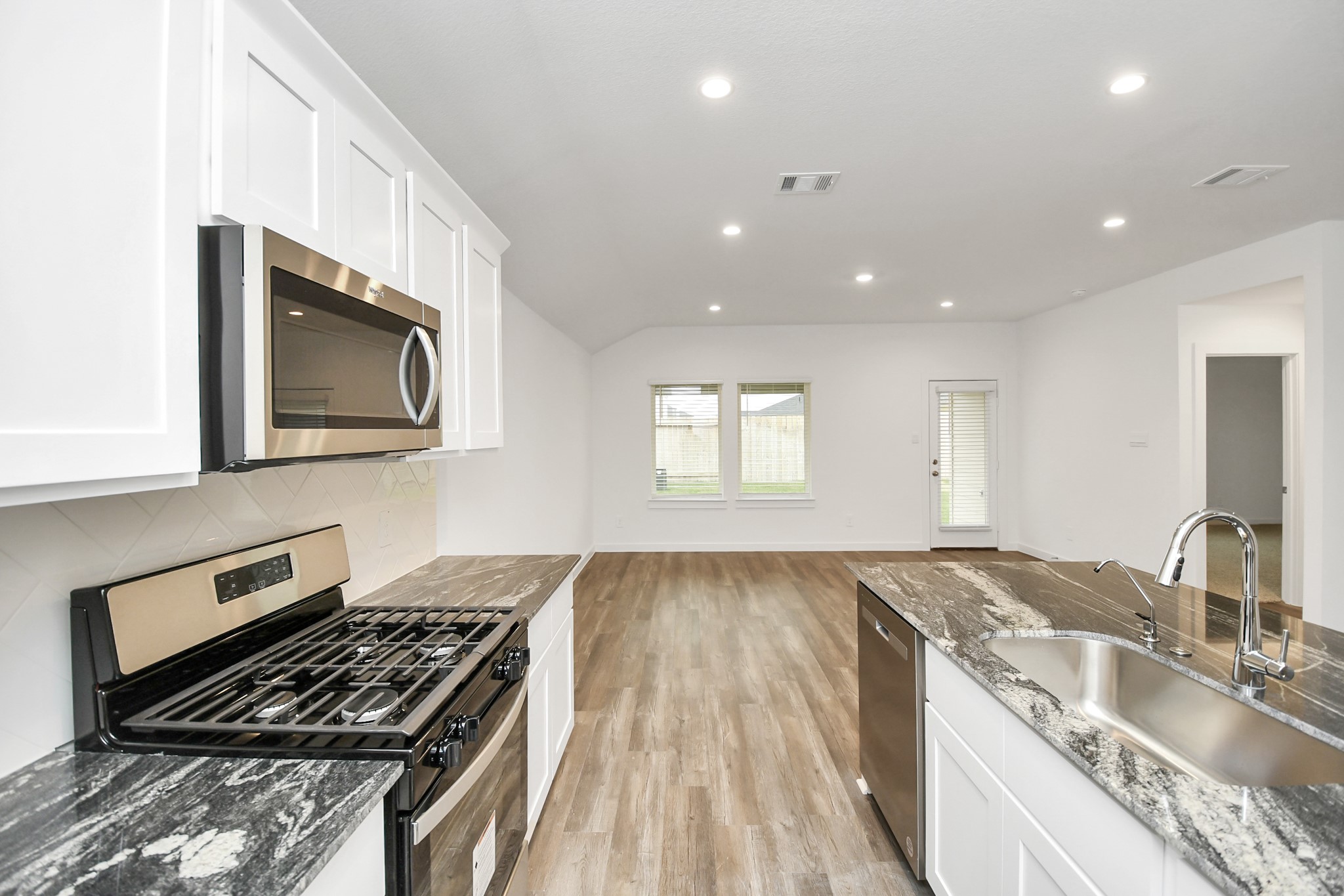 8914 Century Plant Lane Property Photo 15