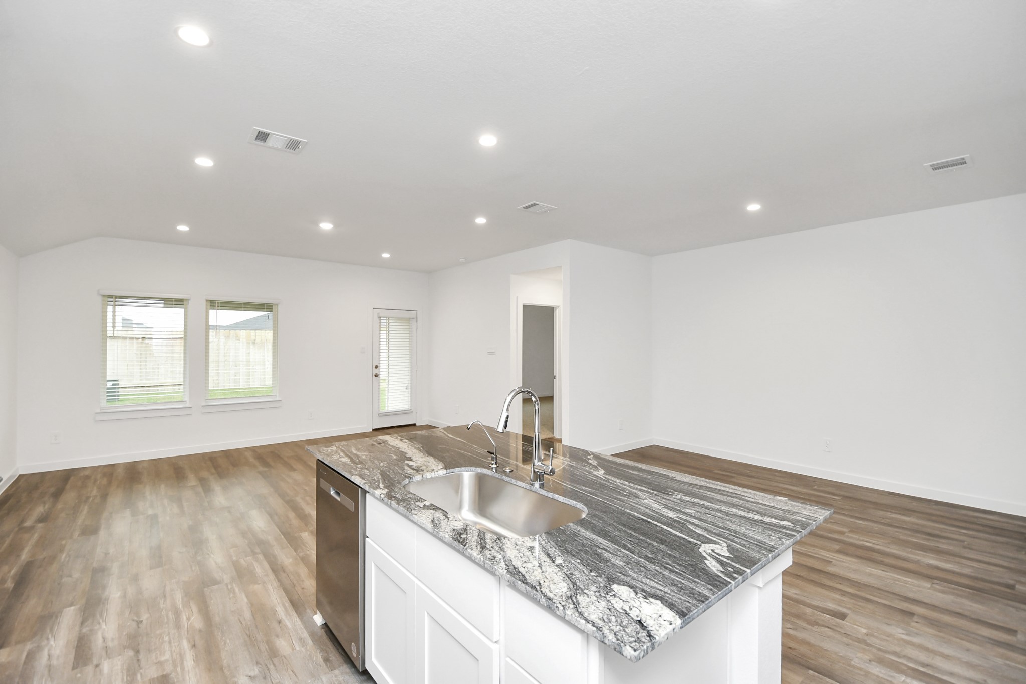 8914 Century Plant Lane Property Photo 16