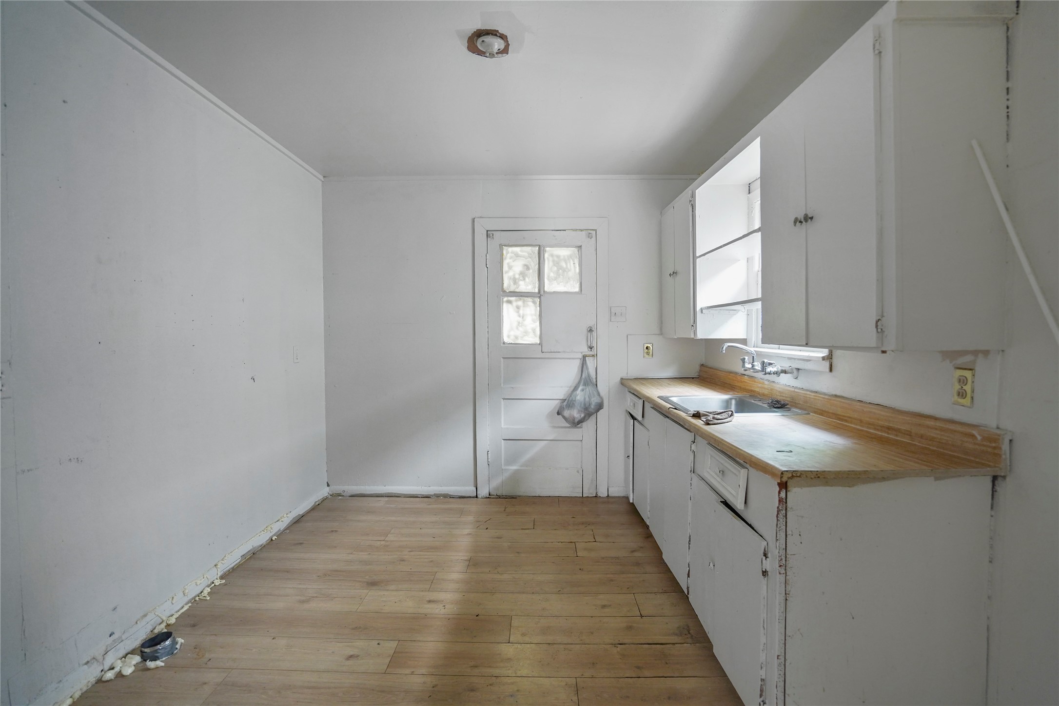 3003 Amboy Street Property Photo 4