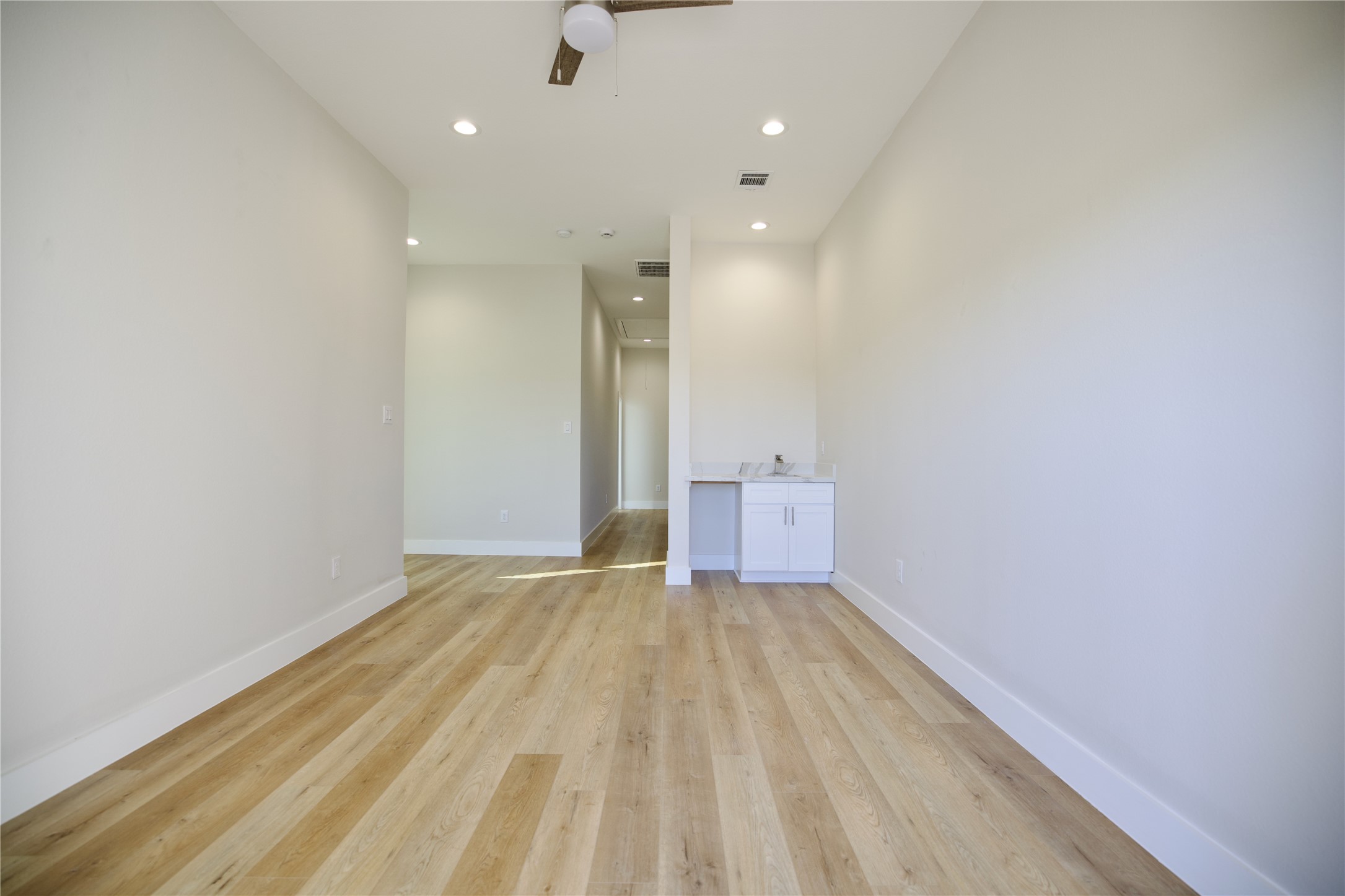 4003 Yale St B Property Photo 18