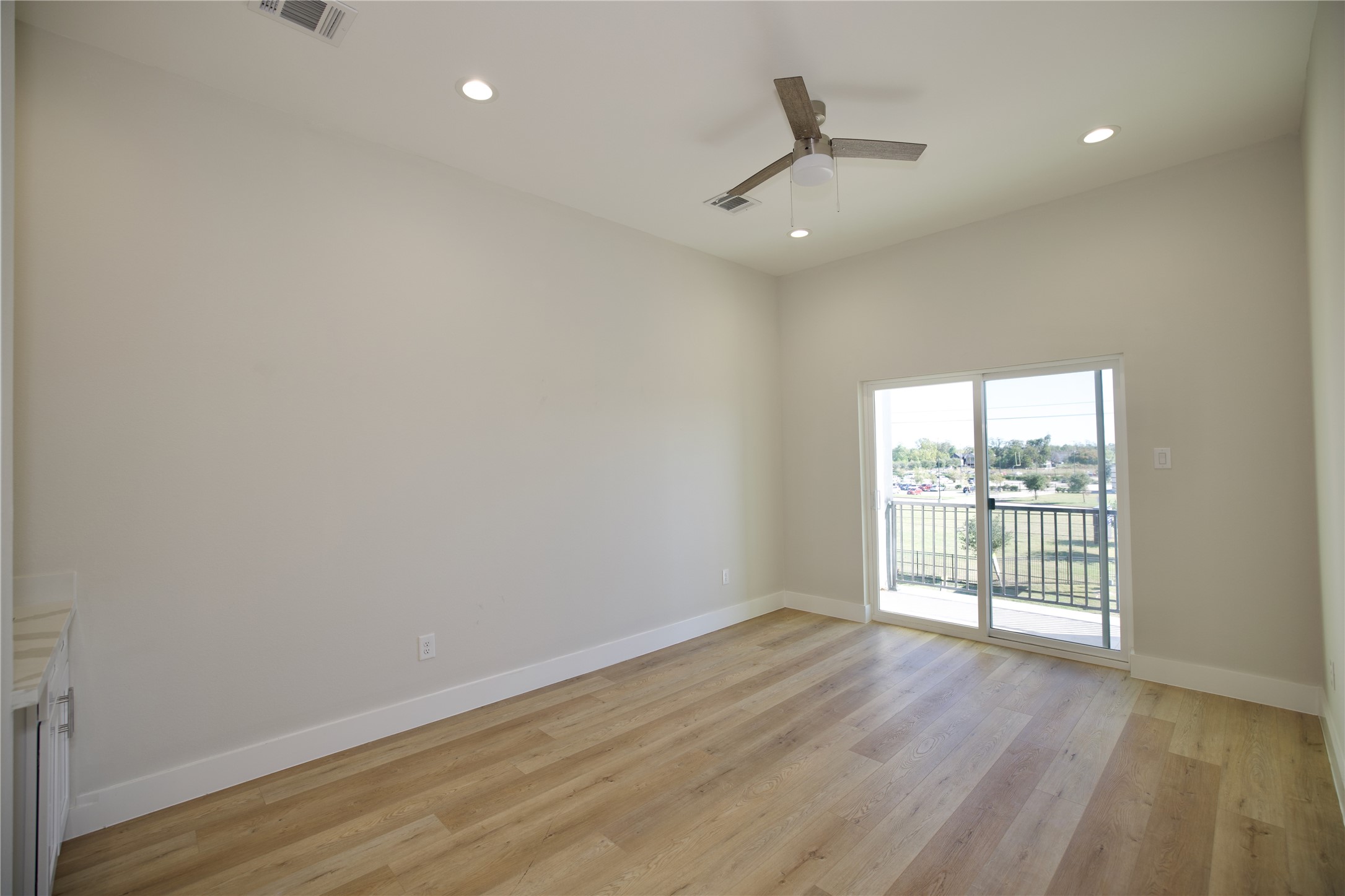 4003 Yale St B Property Photo 20