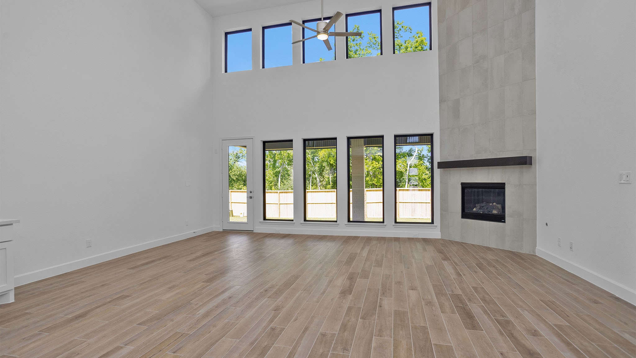 10818 Valencia Bend Drive Property Photo 6