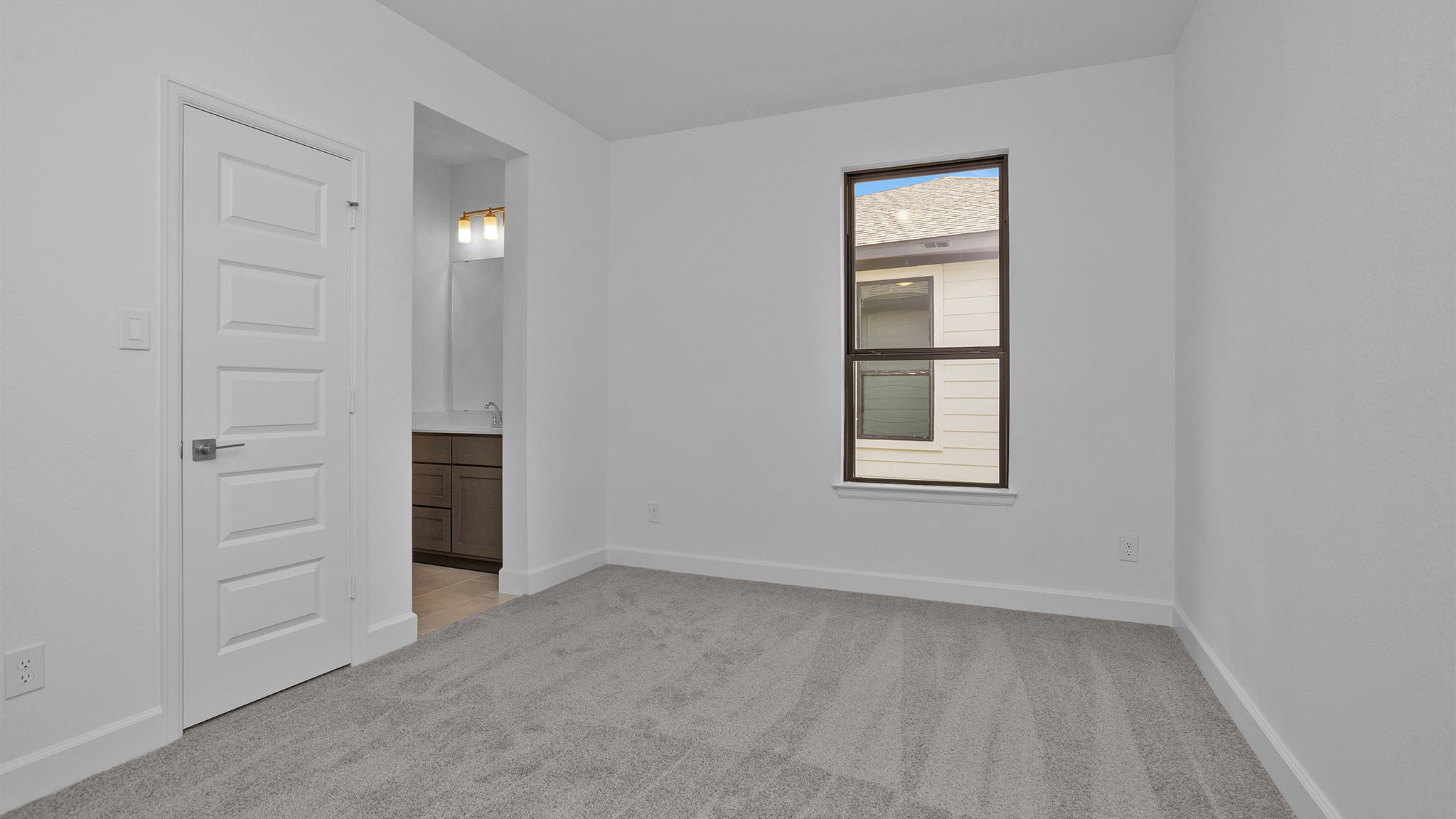 10818 Valencia Bend Drive Property Photo 14