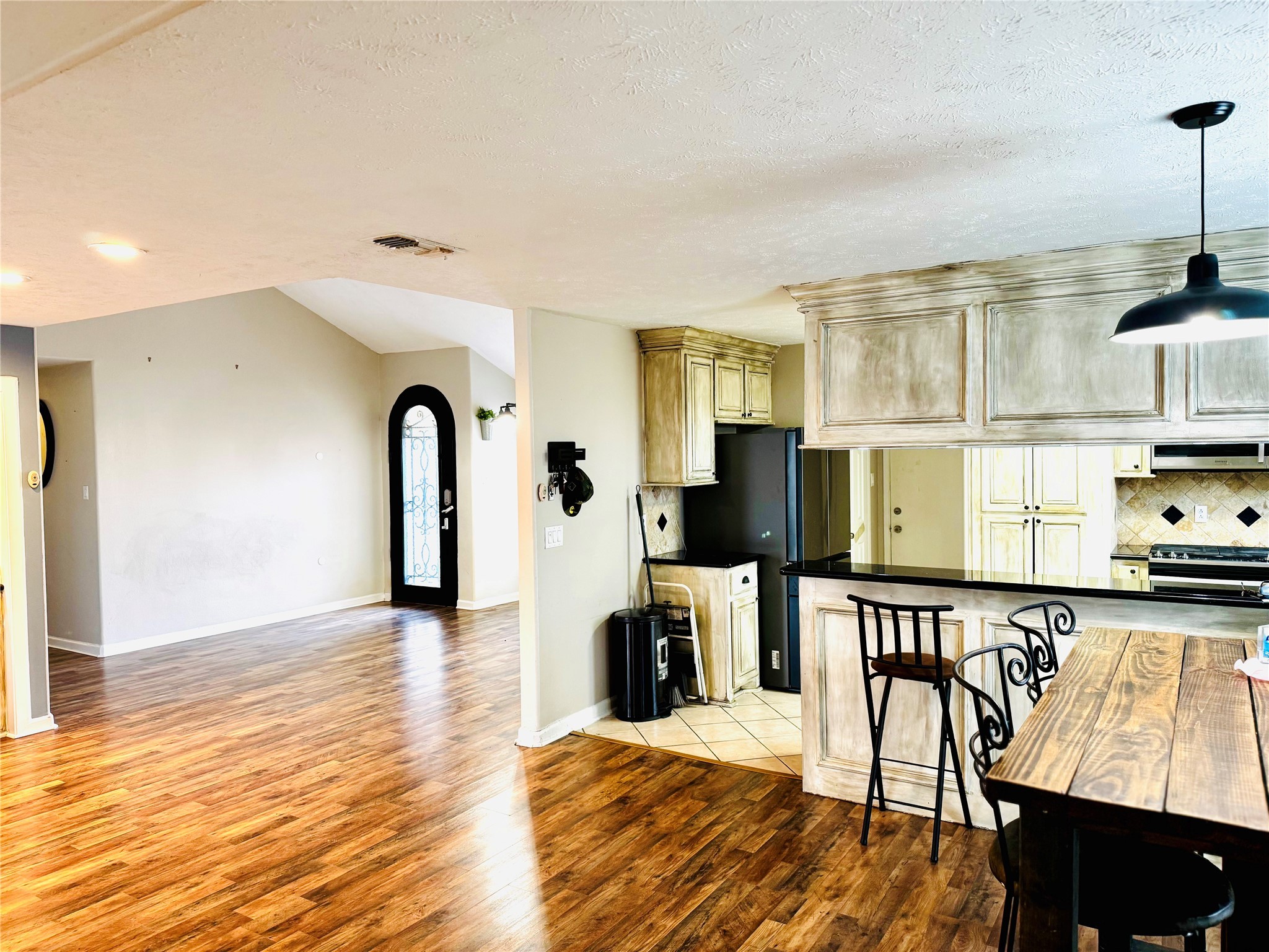 1414 Park Meadow Drive Property Photo 7