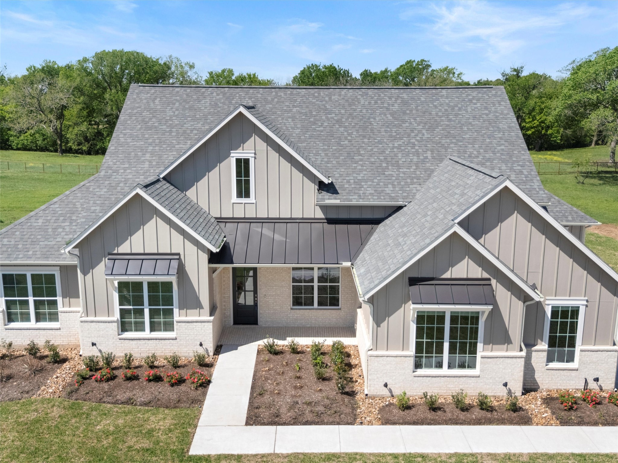226 Hydrangea Drive Property Photo 3