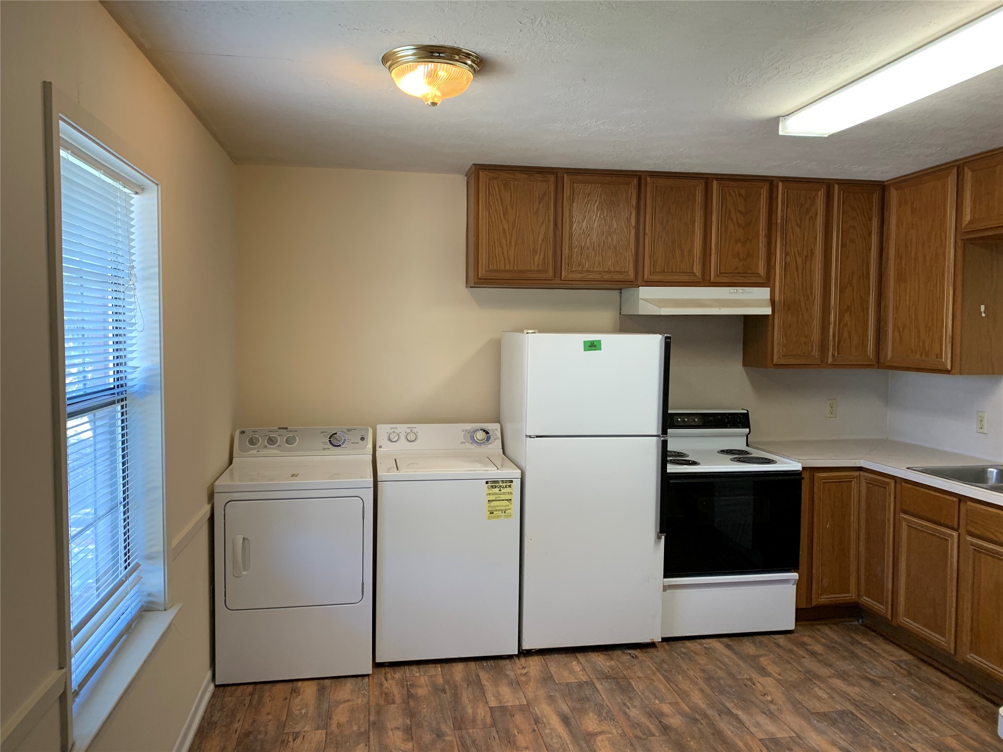 4100 College Main Street C Property Photo 4