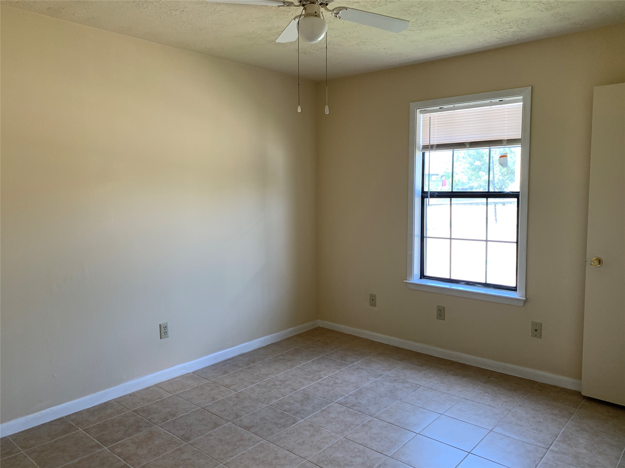 4100 College Main Street C Property Photo 7