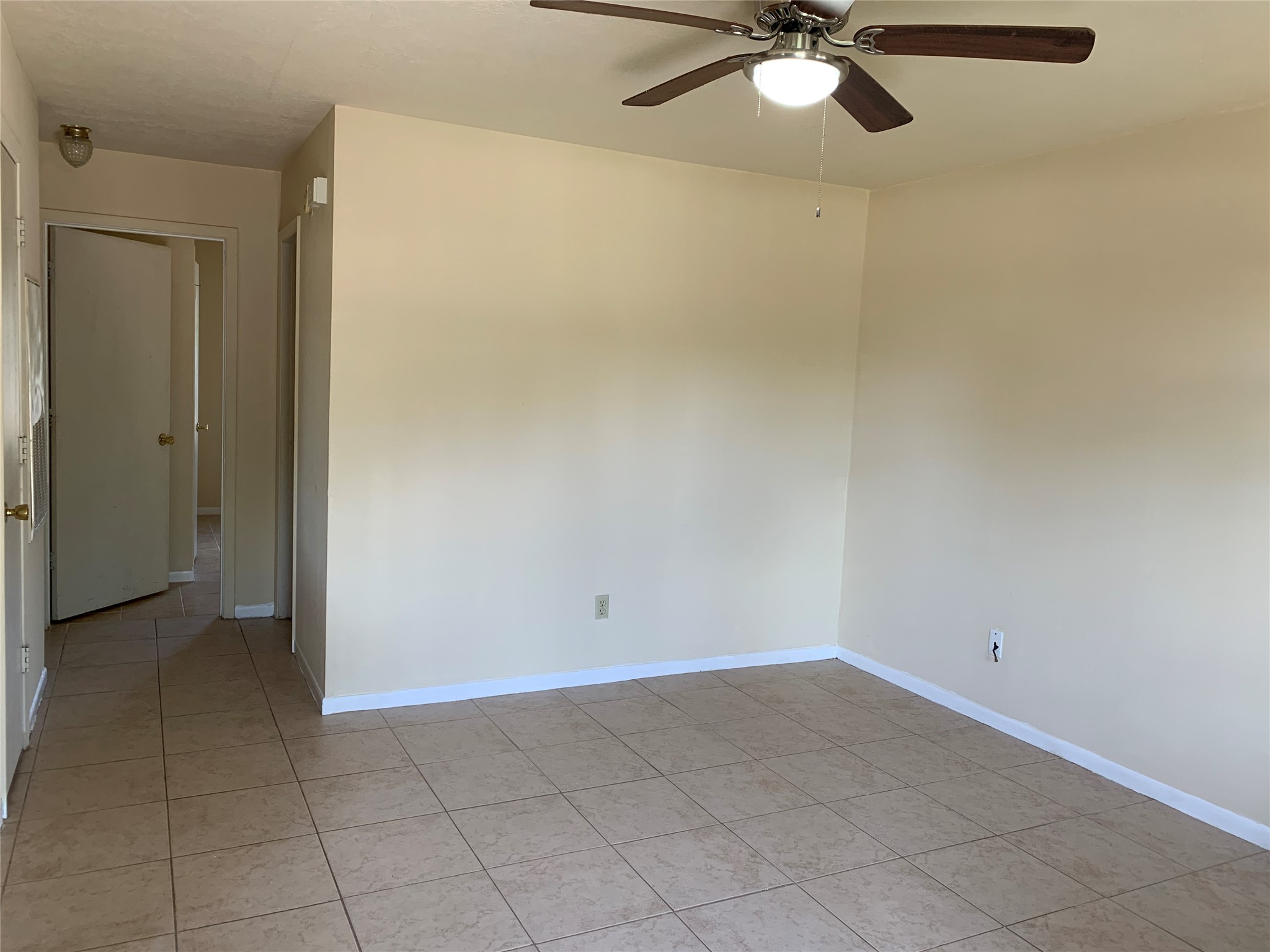 4100 College Main Street C Property Photo 8