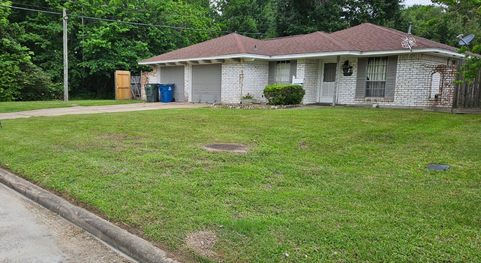 206 W Mitchell Road