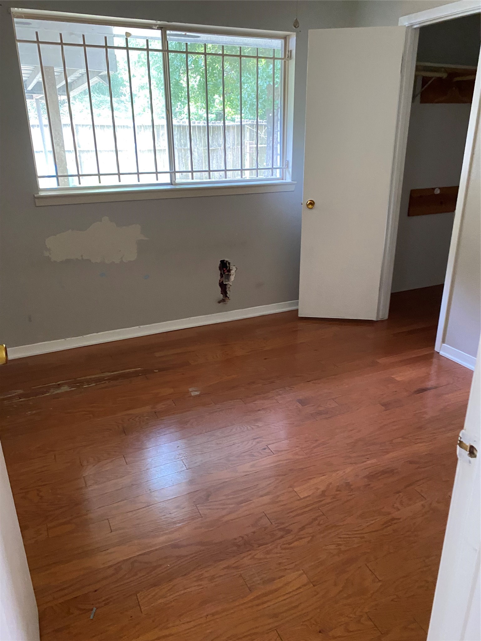 206 W Mitchell Road Property Photo 8