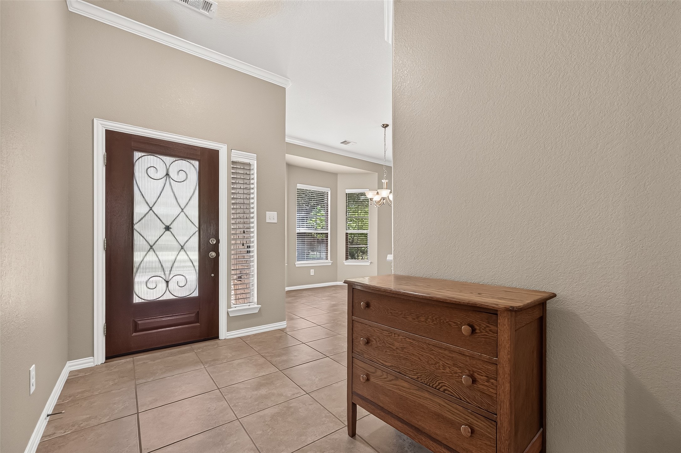 19118 Cove Forest Lane Property Photo 6