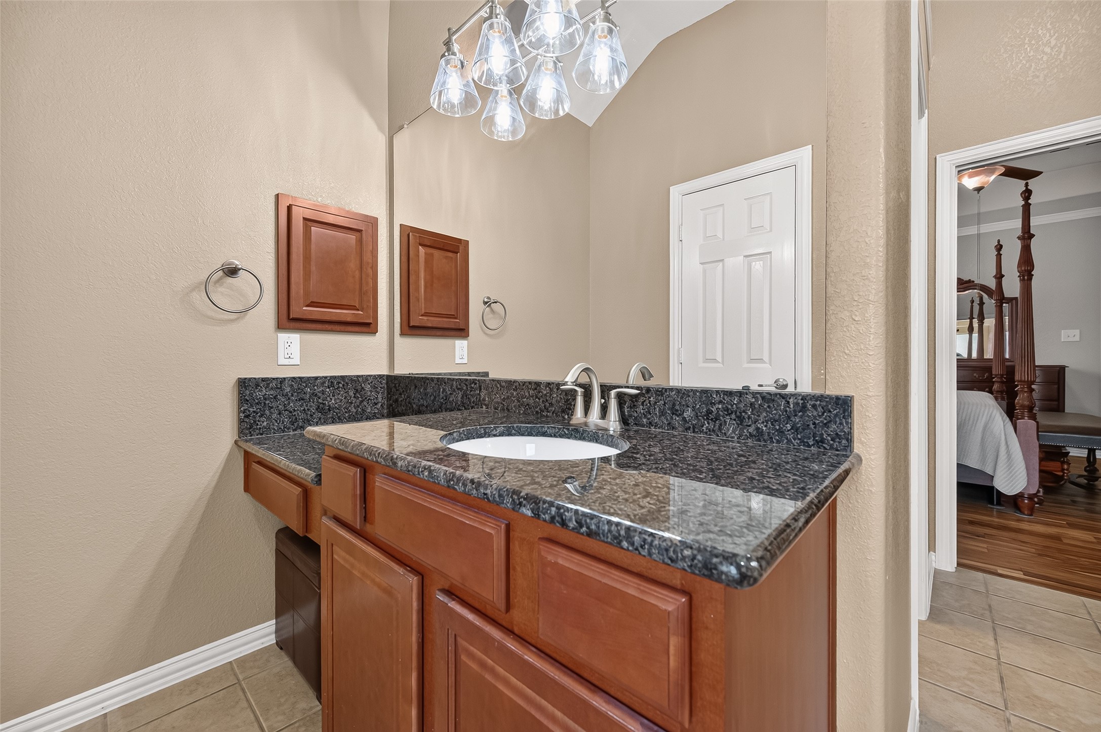 19118 Cove Forest Lane Property Photo 27