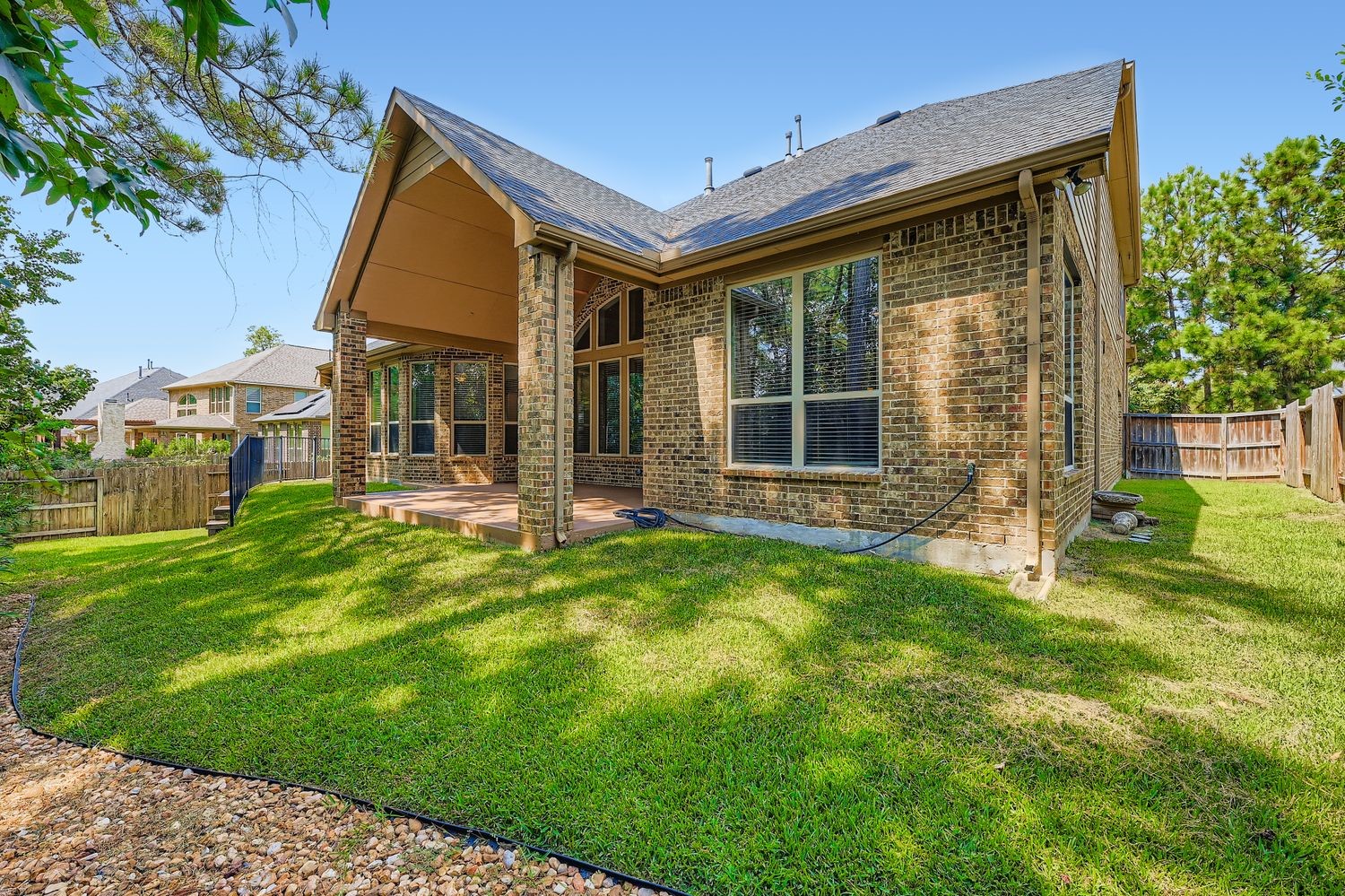 315 Lagarto Way Property Photo 11