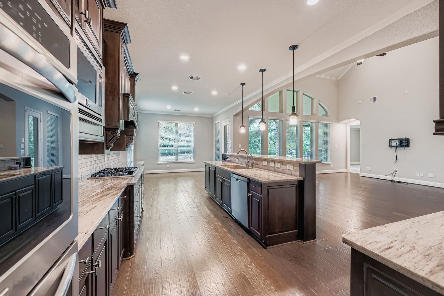 315 Lagarto Way Property Photo 18