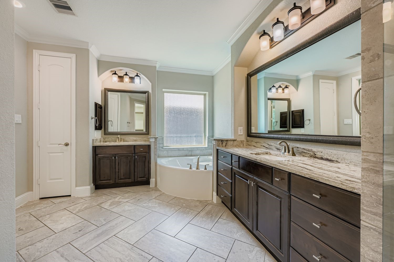 315 Lagarto Way Property Photo 23