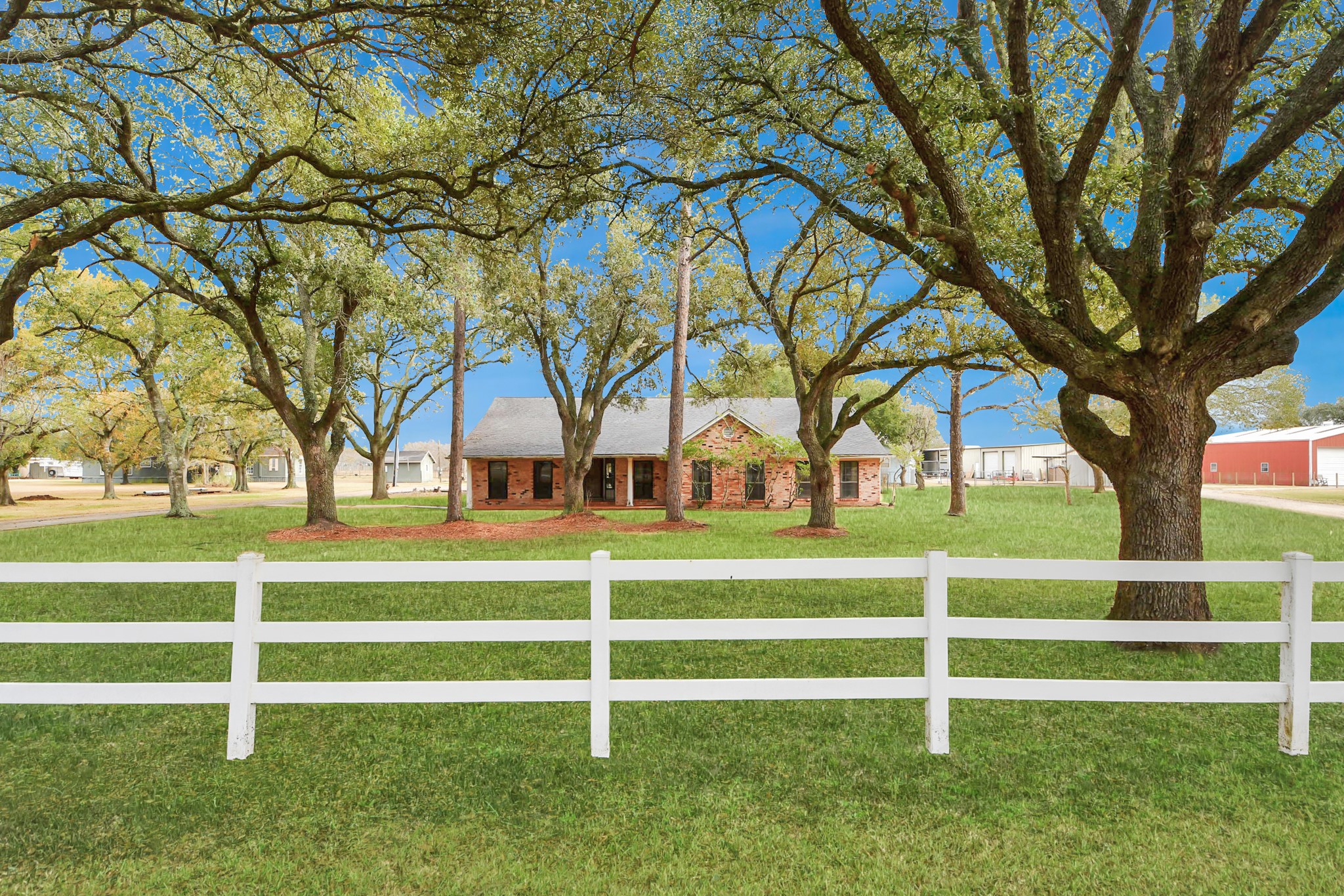 17115 County Road 831 Property Photo 1