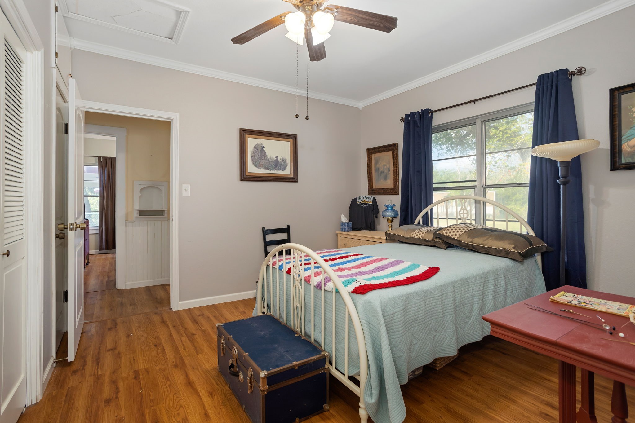 429 W 4th Street Property Photo 10