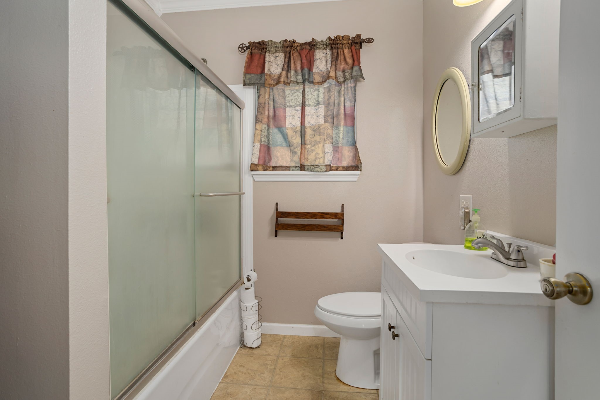 429 W 4th Street Property Photo 11