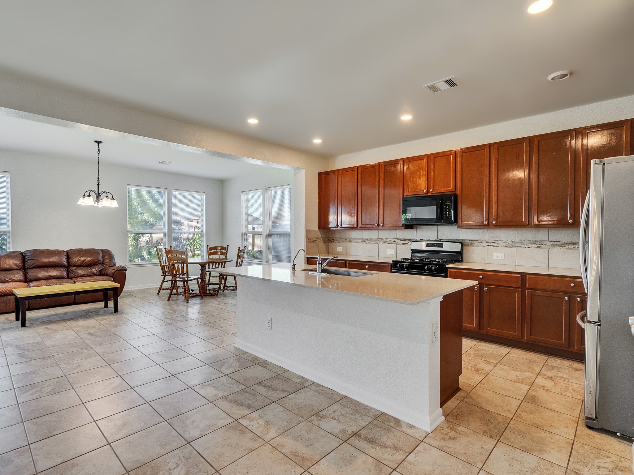 14106 Spring Birch Lane Property Photo 8