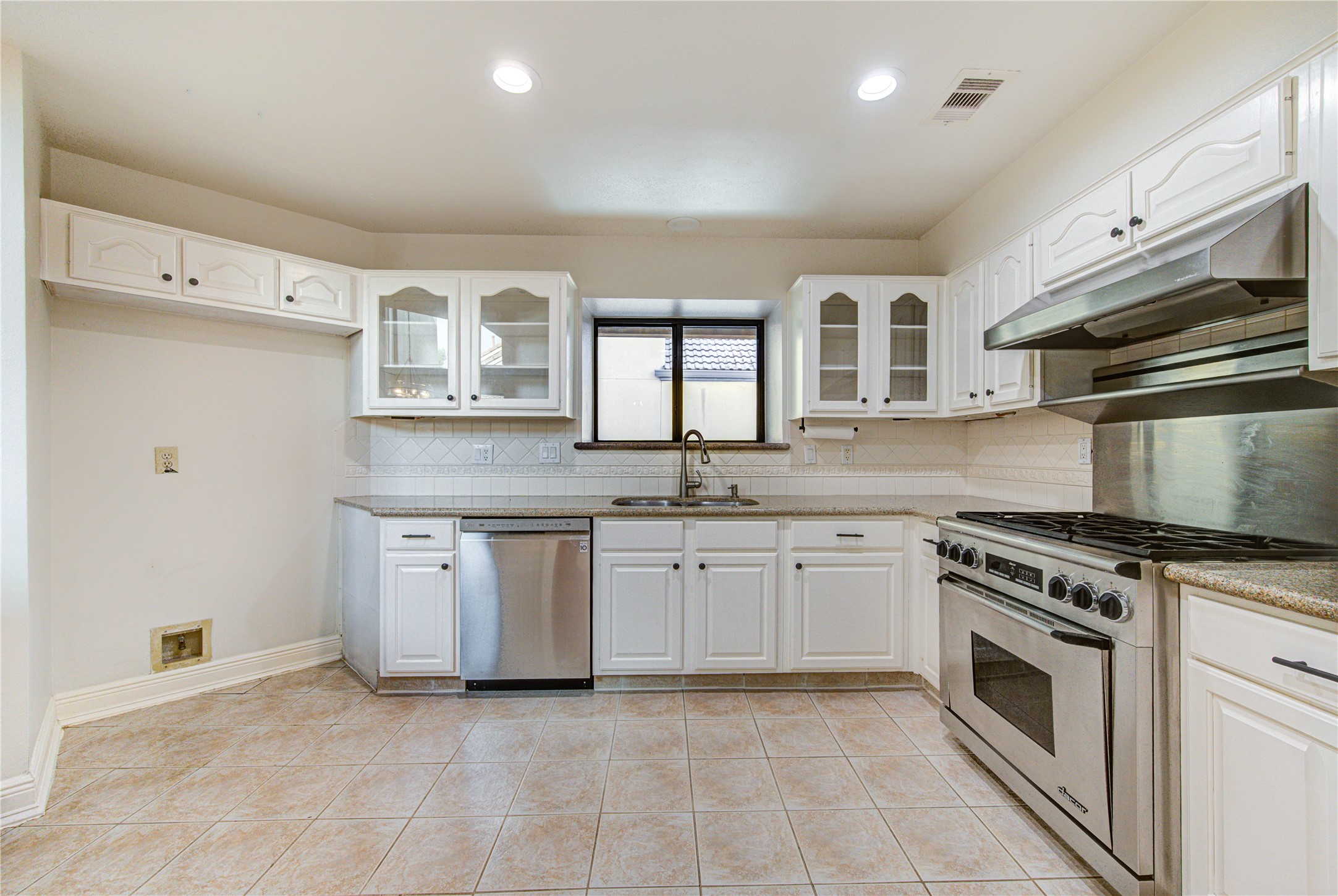12311 Brighton Lane Property Photo 11