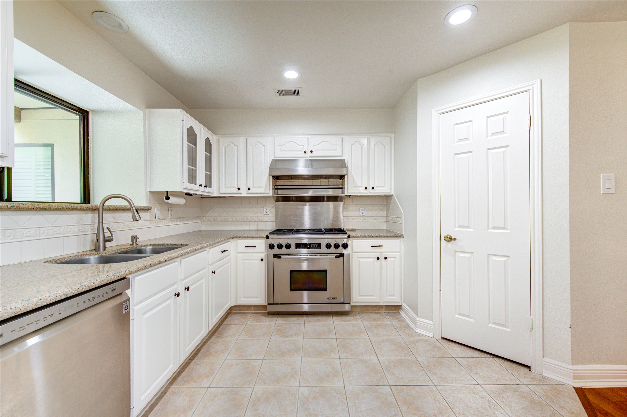 12311 Brighton Lane Property Photo 17
