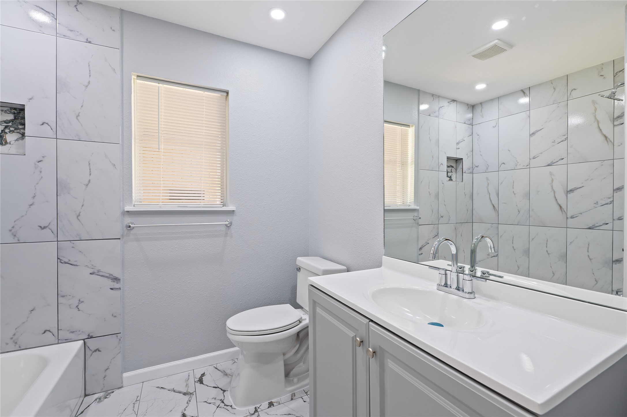 2513 Meadow Lane Property Photo 11