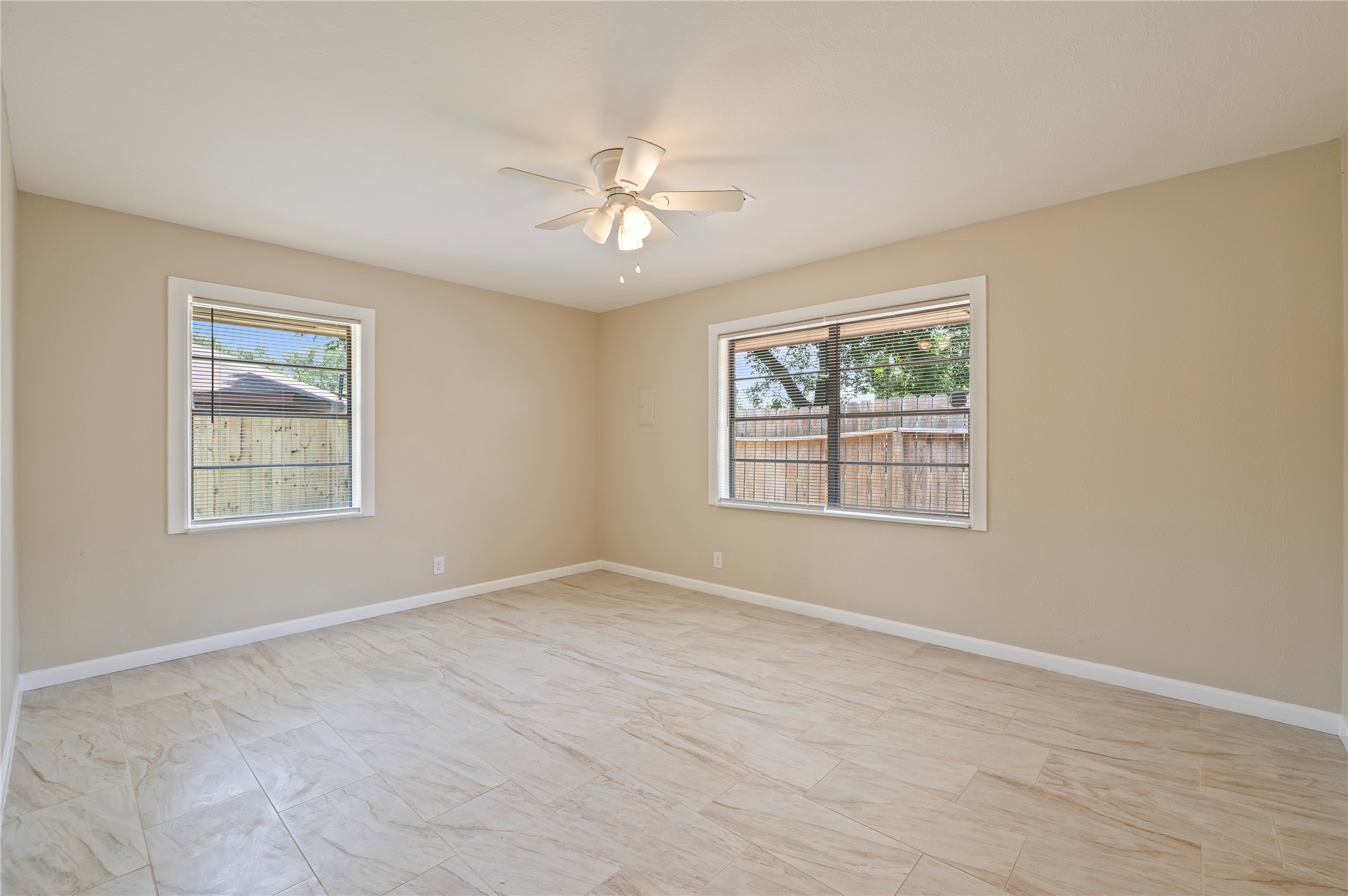2513 Meadow Lane Property Photo 14
