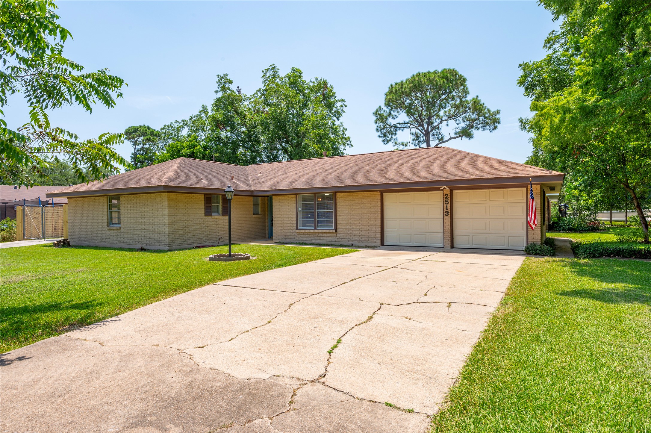 2513 Meadow Lane Property Photo 16