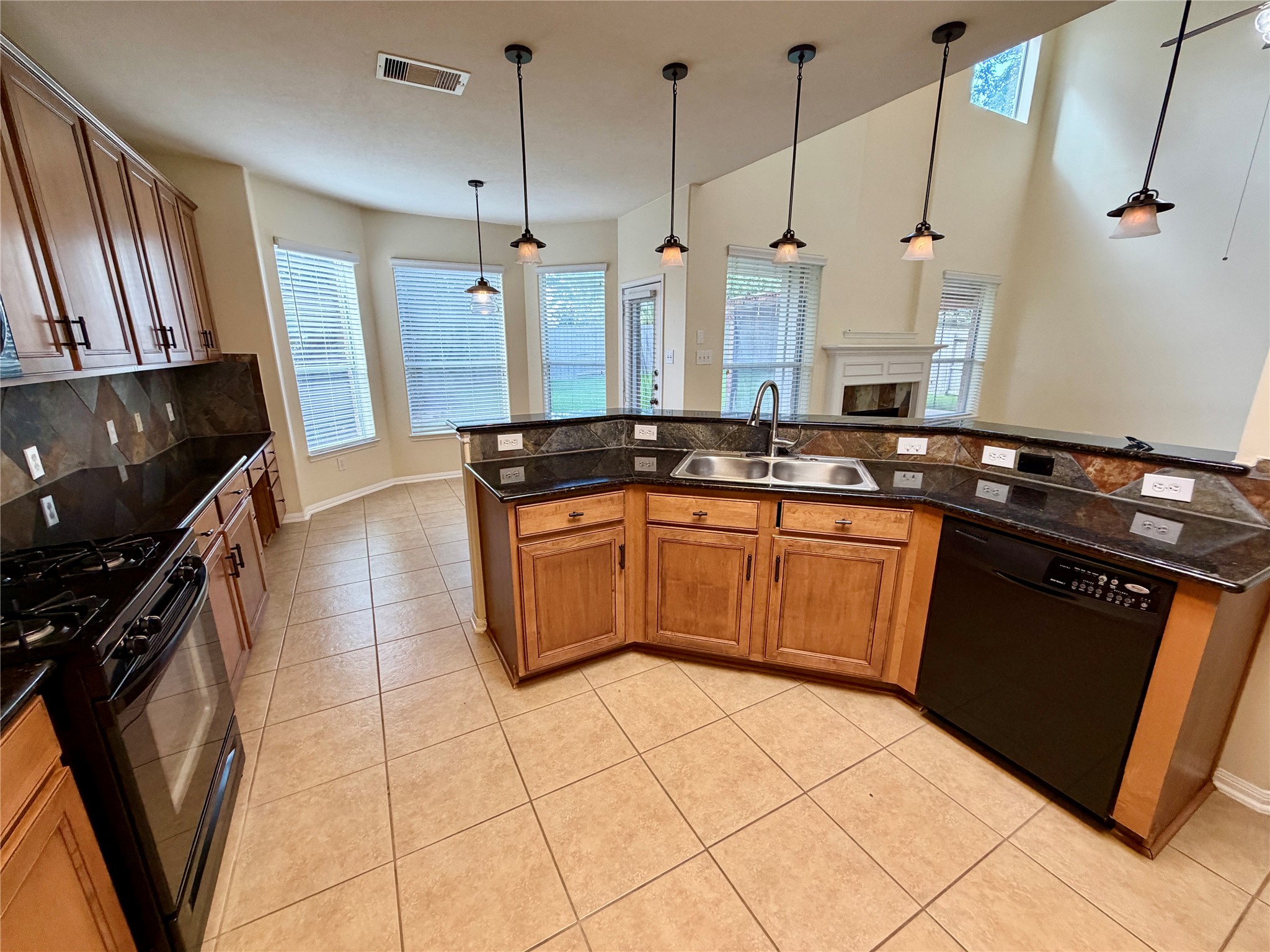 25206 Auburn Terrace Drive Property Photo 14