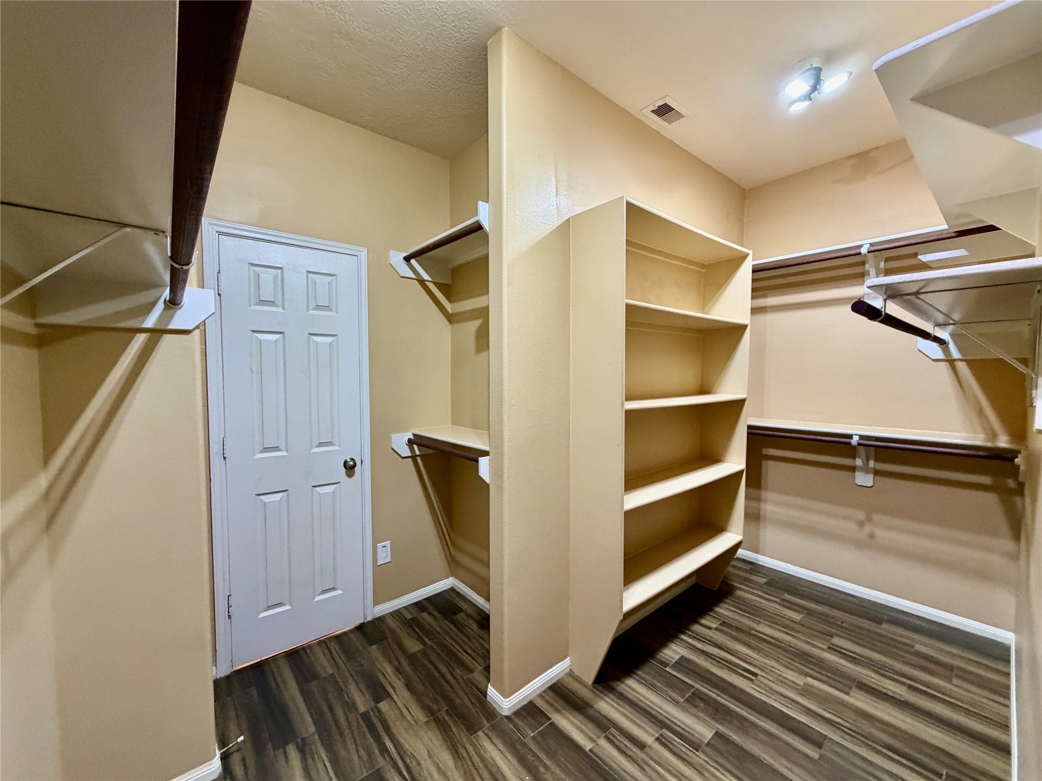 25206 Auburn Terrace Drive Property Photo 21