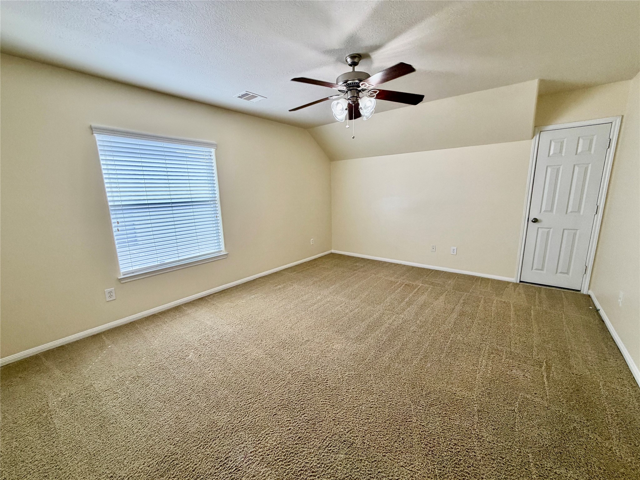 25206 Auburn Terrace Drive Property Photo 29