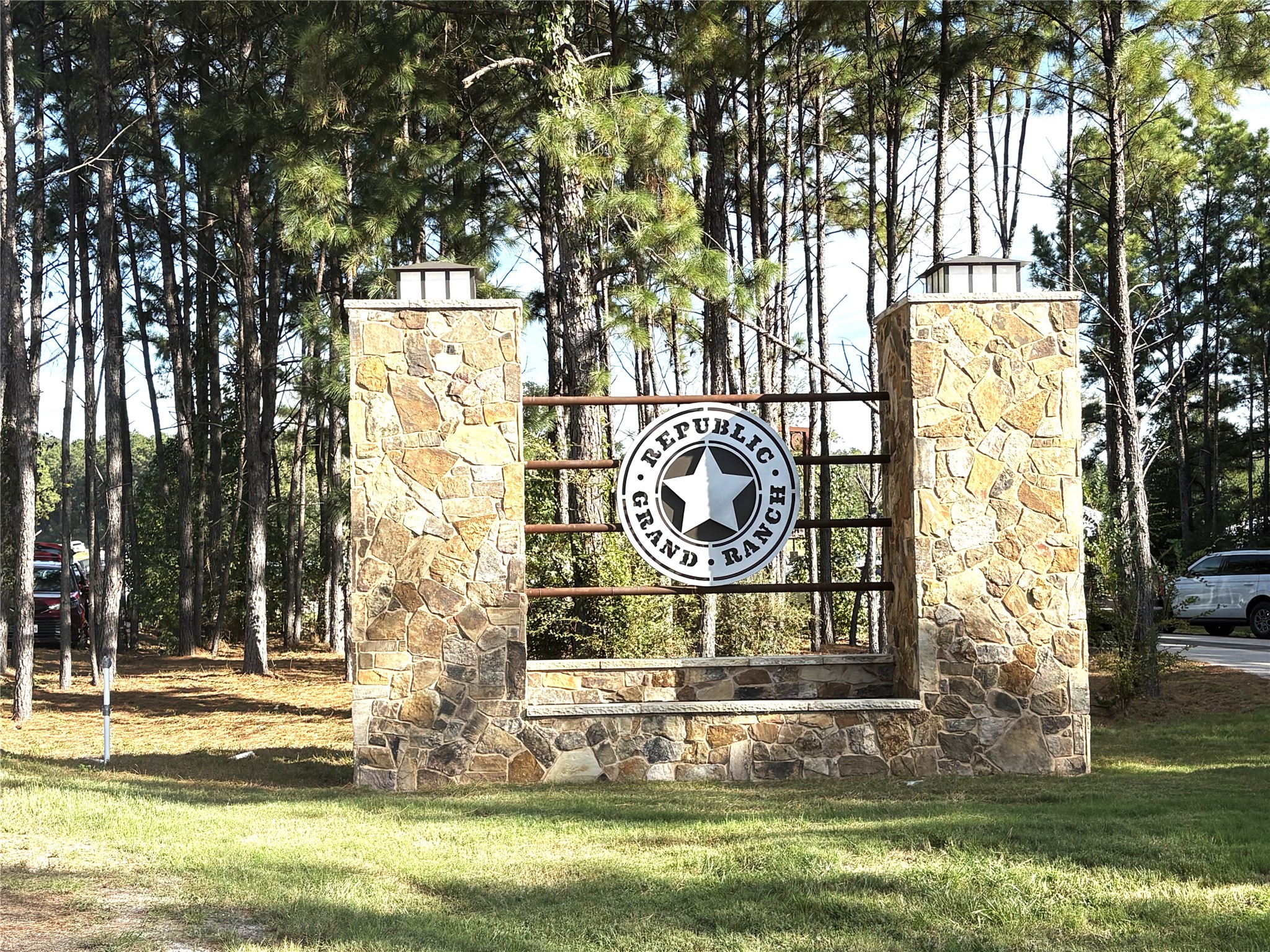12642 Oak Barrel Road Property Photo 1