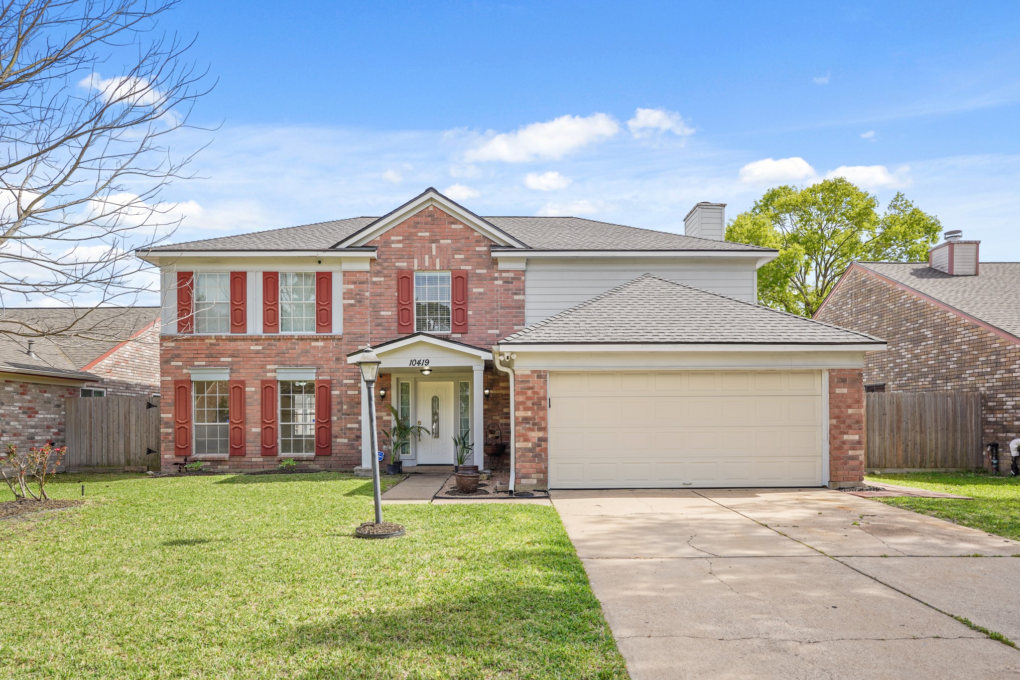 10419 Tablerock Drive Property Photo 1