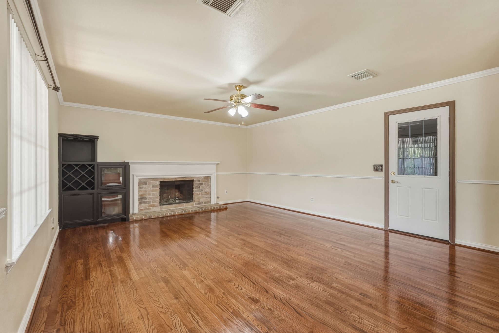 10419 Tablerock Drive Property Photo 4