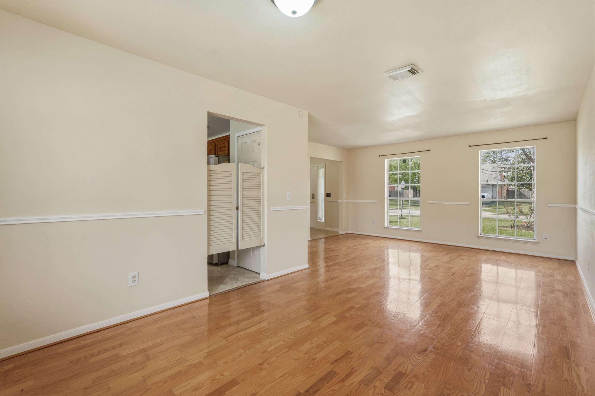 10419 Tablerock Drive Property Photo 11