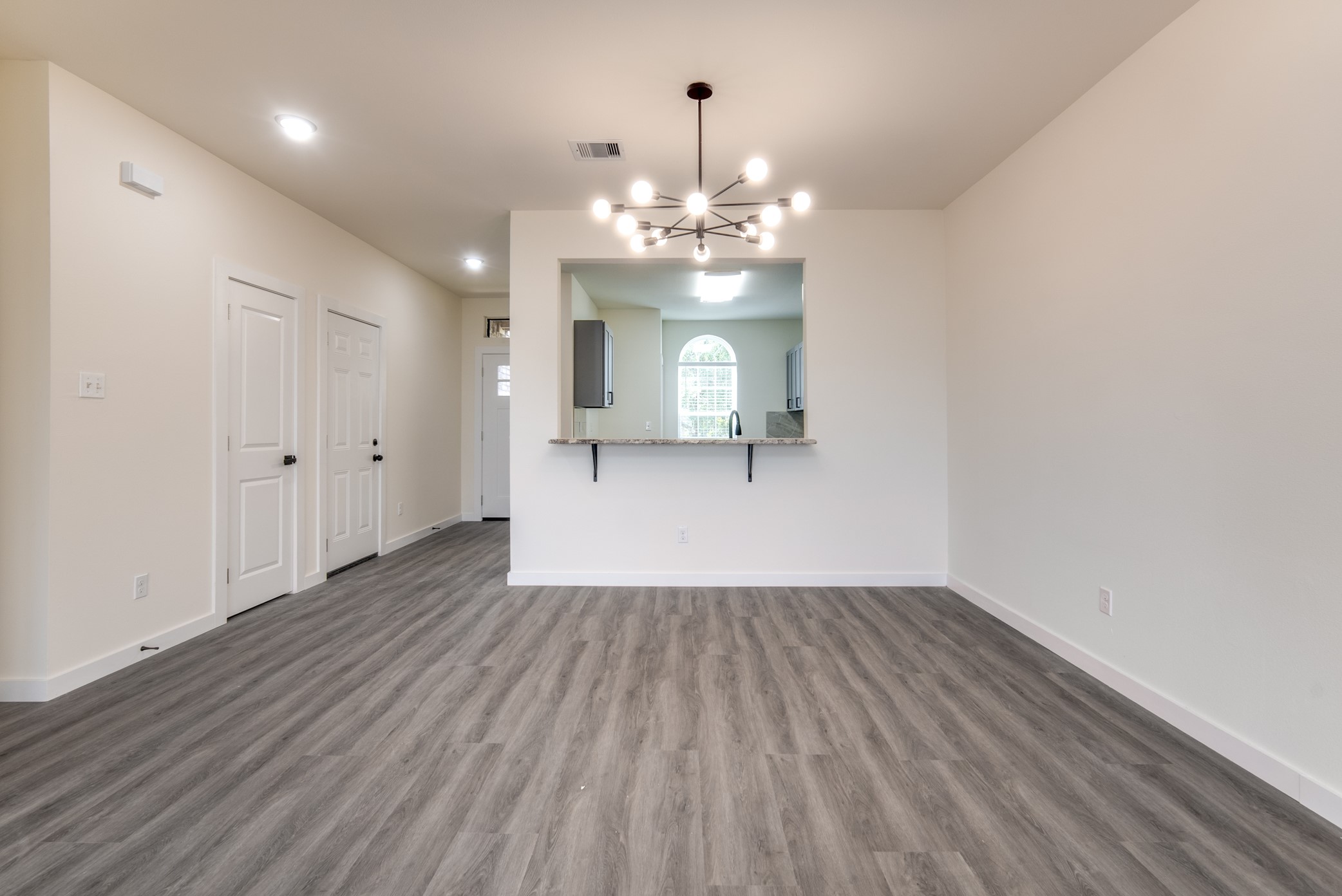 6619 Plum Springs Lane Property Photo 4